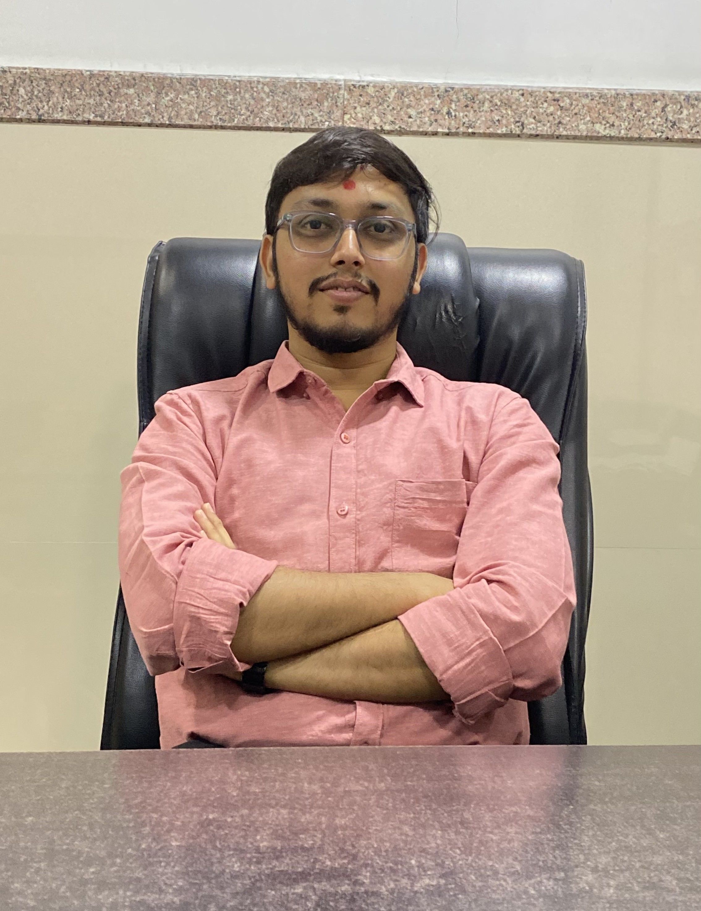 Dr. Nirav H Chhabhaya, best laparoscopic surgeon in Surat